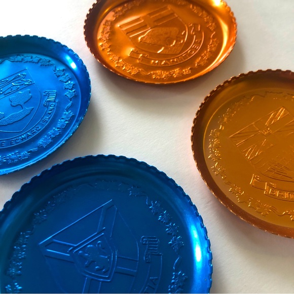 Canadian Provinces Coats of Arms Coasters Set of 10 Mid-Century Era Multicolored - Picture 4 of 15